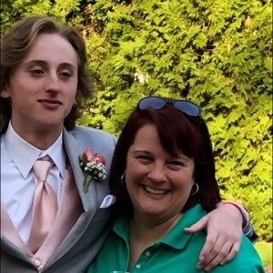 Meet your Posher, Shelly e